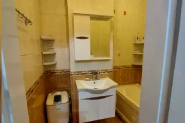 Satılır Yeni Tikili Bakı Kinoteatrıda