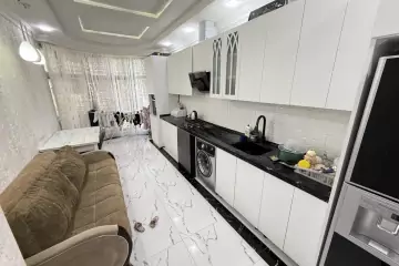 Satılır Yeni Tikili Ağ şəhər Kompleksində