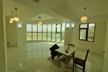 Satılır Yeni Tikili Masazırda