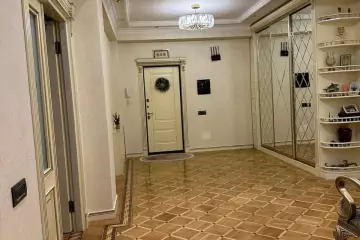 Satılır Yeni Tikili Həsən əliyev (keçmiş İnqilab)da