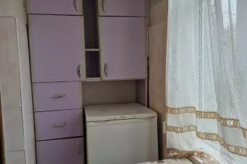 Satılır Köhnə Tikili 8-ci Kilometrdə