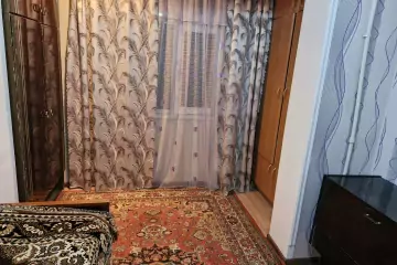 Satılır Köhnə Tikili 8-ci Kilometrdə