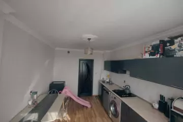 Satılır Köhnə Tikili Biləcəridə