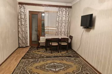 Satılır Köhnə Tikili 8-ci Kilometrdə