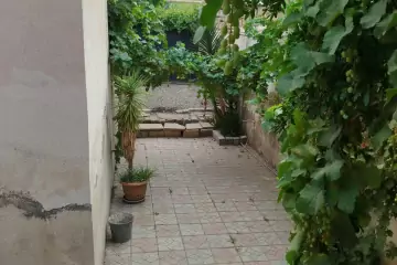 Satılır Həyət Evi Biləcəridə