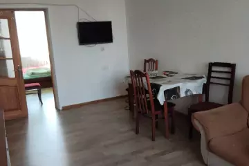 Aylıq Kirayə Köhnə Tikili 8-ci Kilometrdə 