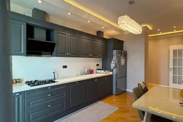 Satılır Yeni Tikili Badamdarda