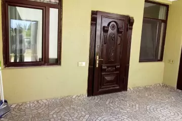 Aylıq Kirayə Həyət Evi Bakıxanovda