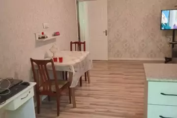 Satılır Köhnə Tikili Biləcəridə