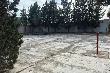 Satılır Torpaq Qalada