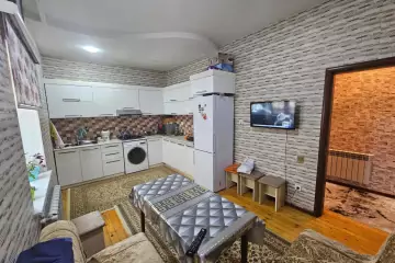 Satılır Həyət Evi Ramanada