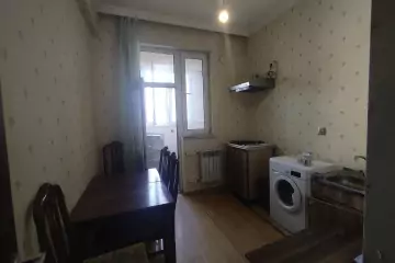 Aylıq Kirayə Yeni Tikili Xırdalan şəhərində