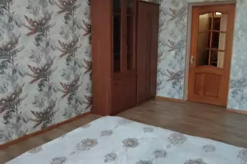 Aylıq Kirayə Köhnə Tikili 8-ci Kilometrdə