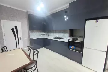 Satılır Yeni Tikili 8-ci Kilometrdə