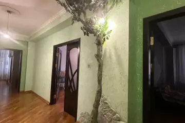 Satılır Yeni Tikili Ağ şəhər Kompleksində