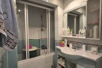 Satılır Köhnə Tikili Qaraçuxurda