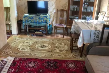 Satılır Köhnə Tikili Yasamalda