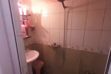 Satılır Köhnə Tikili İçərişəhərdə