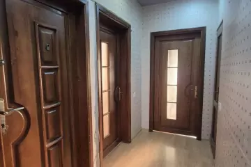 Satılır Köhnə Tikili Qaraçuxurda