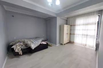 Satılır Yeni Tikili 8-ci Kilometrdə
