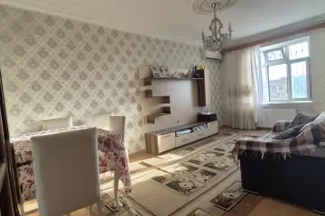 Satılır Köhnə Tikili Qaraçuxurda