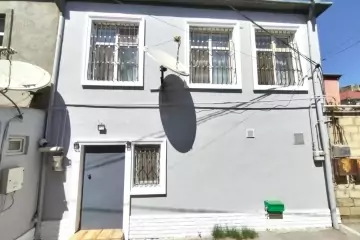 Satılır Həyət Evi Biləcəridə
