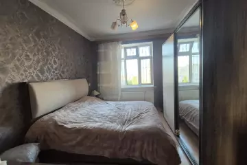 Satılır Köhnə Tikili Qaraçuxurda