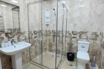 Satılır Yeni Tikili 8-ci Kilometrdə
