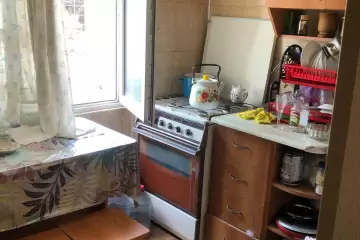 Satılır Köhnə Tikili Yasamalda