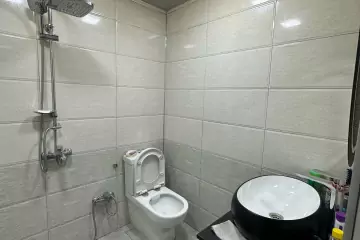 Satılır Yeni Tikili Masazırda