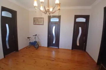 Satılır Həyət Evi Zabrat Qəsəbəsida
