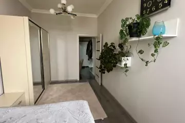 Satılır Yeni Tikili Masazırda