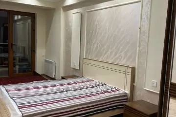Satılır Yeni Tikili Ağ şəhər Kompleksində