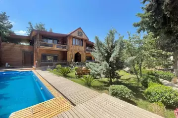 Günlük Kirayə Bağ Evi Bakıda