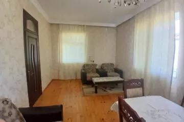 Satılır Həyət Evi Zabrat Qəsəbəsida