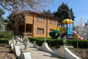 Günlük Kirayə Bağ Evi Bakıda
