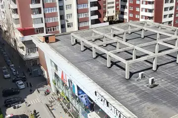 Satılır Köhnə Tikili 8-ci Kilometrdə