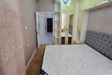 Aylıq Kirayə Yeni Tikili 8-ci Kilometrdə
