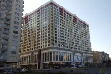Satılır Yeni Tikili Ağ şəhər Kompleksində
