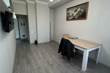 Satılır Yeni Tikili Masazırda