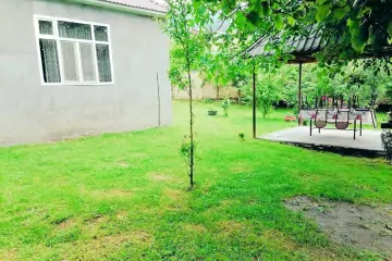 Günlük Kirayə Həyət Evi Qəbələ şəhərində