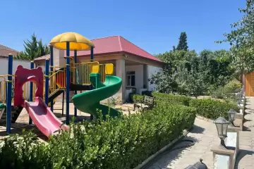 Günlük Kirayə Bağ Evi Bakıda