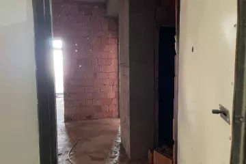 Satılır Yeni Tikili Masazırda