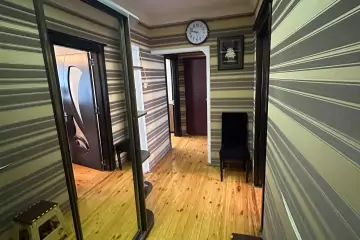 Satılır Köhnə Tikili Biləcəridə