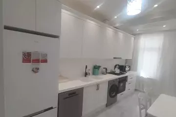 Aylıq Kirayə Yeni Tikili 28 May Metrosu ətrafında