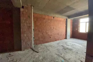 Satılır Yeni Tikili Masazırda