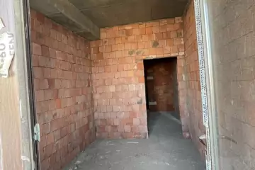 Satılır Yeni Tikili Masazırda