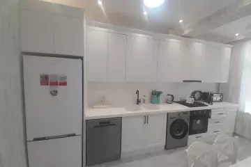 Aylıq Kirayə Yeni Tikili 28 May Metrosu ətrafında