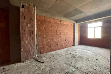Satılır Yeni Tikili Masazırda
