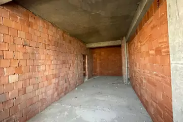Satılır Yeni Tikili Masazırda